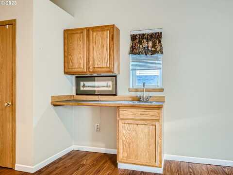 Alta, PORTLAND, OR 97203
