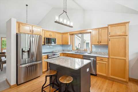 Chadwick, SAVAGE, MN 55378