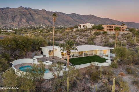 Camino Hombre De Oro, TUCSON, AZ 85718