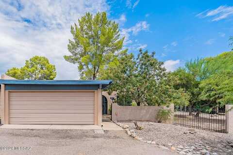 Via Entrada, TUCSON, AZ 85718