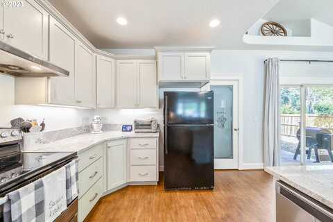 Gate Creek, VIDA, OR 97488