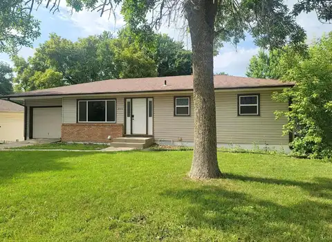 Hoffman, MANKATO, MN 56001