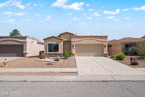 Corte Rancho Encanto, SAHUARITA, AZ 85629