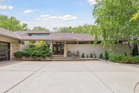 Bearpath, EDEN PRAIRIE, MN 55347