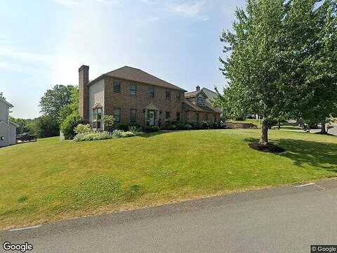 Village, CRANBERRY TOWNSHIP, PA 16066