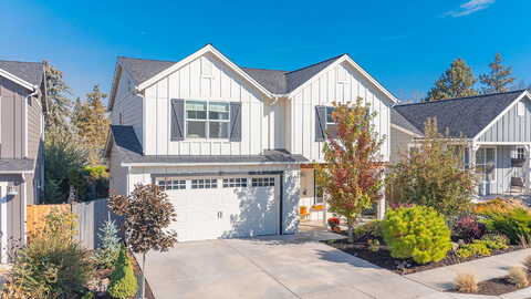 Hoover, BEND, OR 97701