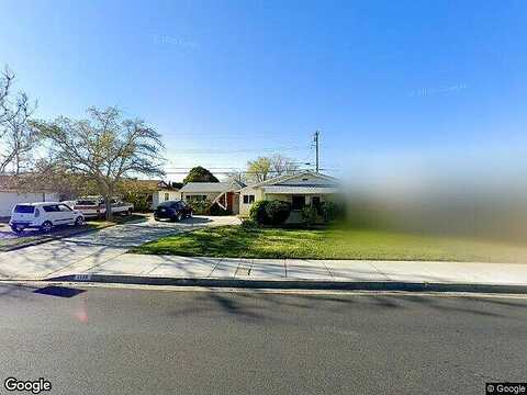 Avenue J8, LANCASTER, CA 93534