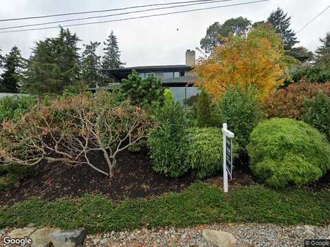 Eagle, BAINBRIDGE ISLAND, WA 98110