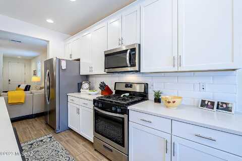 Calle Nimbo, SAHUARITA, AZ 85629