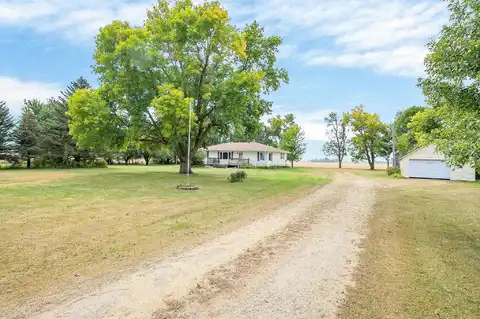330Th, BLUE EARTH, MN 56013