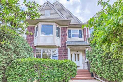 Forestview, MAPLE GROVE, MN 55369