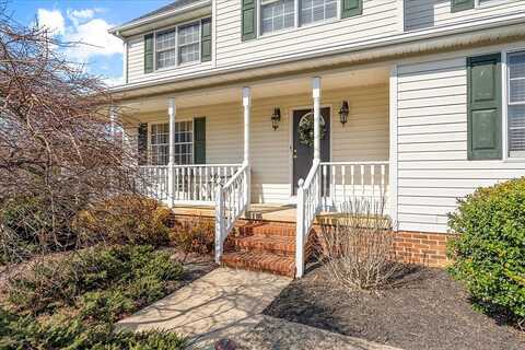 Ladd, FISHERSVILLE, VA 22939