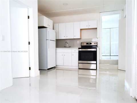 61 SW 58th Ct, Miami, FL 33144