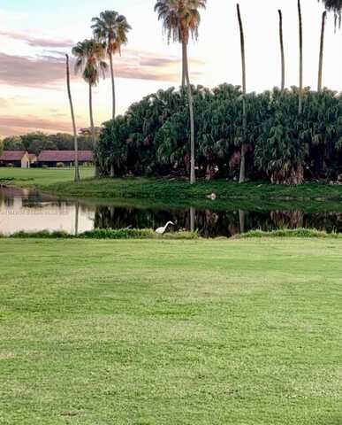 16249 Laurel Dr, Weston, FL 33326