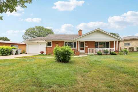 Jerelyn, MILWAUKEE, WI 53219