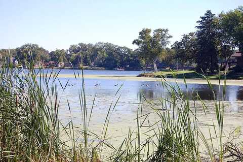 Perry, MINNEAPOLIS, MN 55429