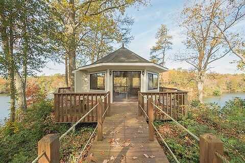 Merry Point, LANCASTER, VA 22503