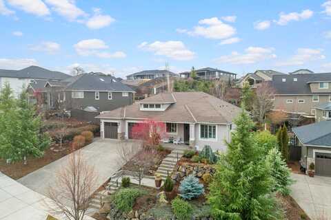 Camina, MEDFORD, OR 97504