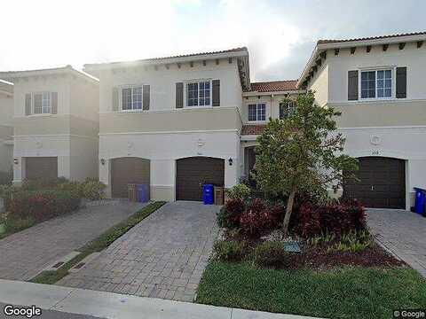 1St, DEERFIELD BEACH, FL 33441