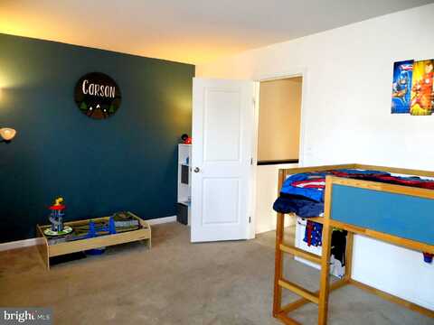 River Bend, LOCUST GROVE, VA 22508