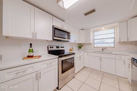 Queen Palm, EDGEWATER, FL 32141