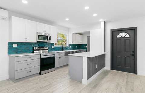 7Th, HALLANDALE BEACH, FL 33009