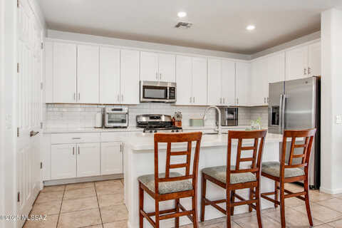 Crescent View, TUCSON, AZ 85742