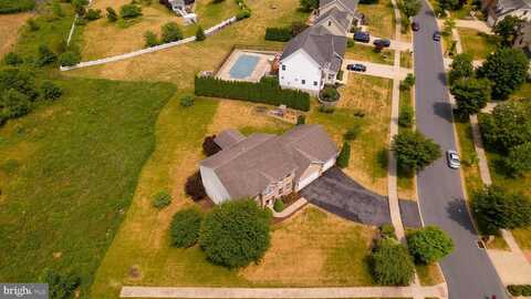 Lois, STATE COLLEGE, PA 16801