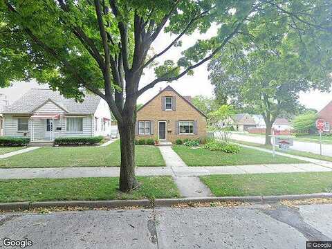 79Th, MILWAUKEE, WI 53222