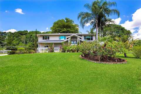 137Th, DAVIE, FL 33330