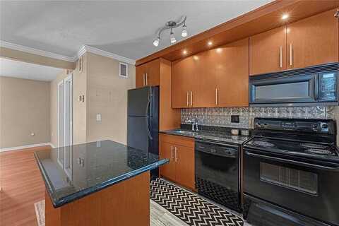 Central, ORLANDO, FL 32803