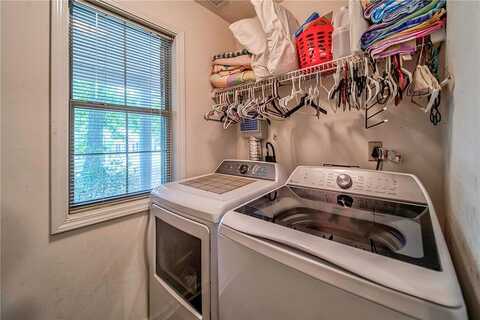 Emily, VILLA RICA, GA 30180