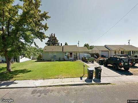 Loop, MOSES LAKE, WA 98837