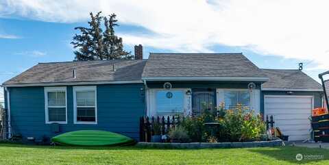 Loop, MOSES LAKE, WA 98837