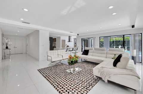 Deer Creek Woodlake, DEERFIELD BEACH, FL 33442