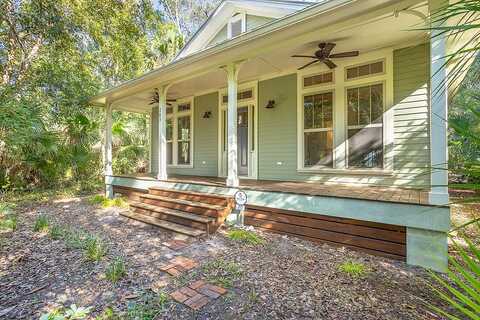 9Th, APALACHICOLA, FL 32320