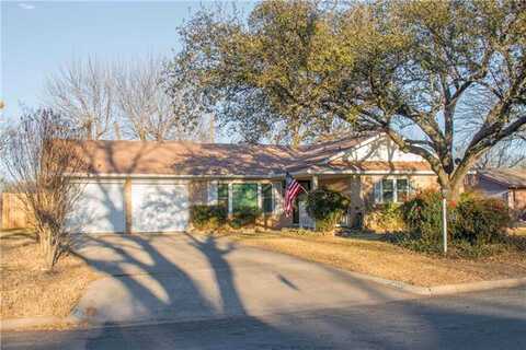 9Th, BROWNWOOD, TX 76801