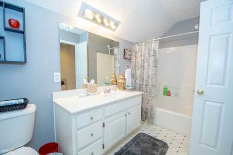 Woodlake, NEWNAN, GA 30265