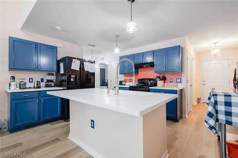Minorea, LEHIGH ACRES, FL 33936