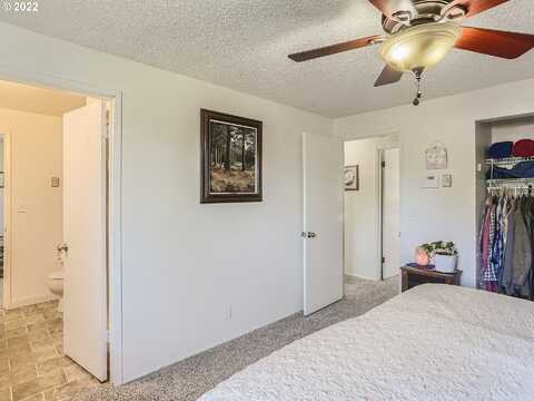 18Th, MCMINNVILLE, OR 97128
