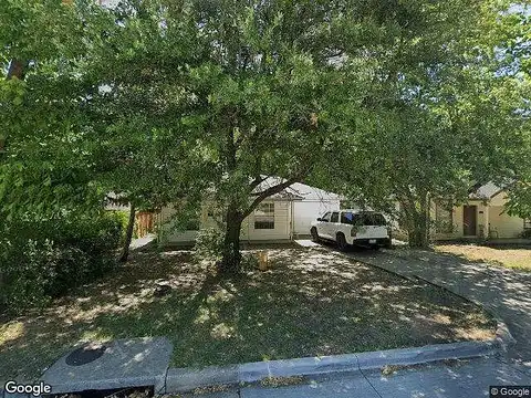 College, MCKINNEY, TX 75069