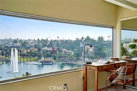 Clinton, LOS ANGELES, CA 90026