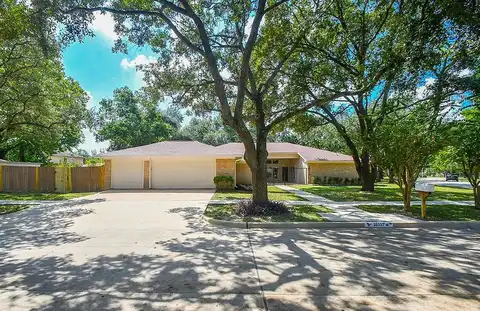 De Lozier, JERSEY VILLAGE, TX 77040