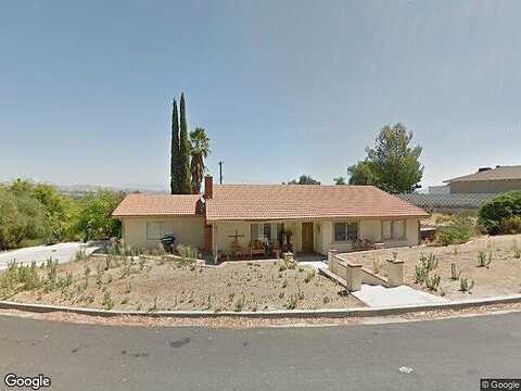 Darnell, LAKE ELSINORE, CA 92530