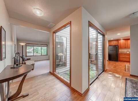 Revere, SALEM, OR 97302