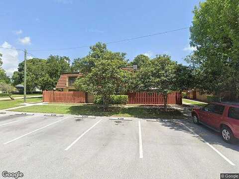 Lawnwood, FORT PIERCE, FL 34950
