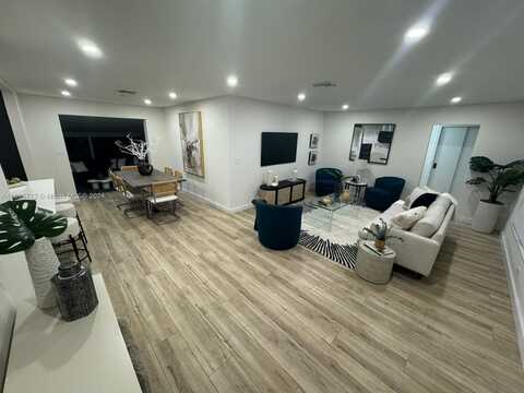 41St, OAKLAND PARK, FL 33334