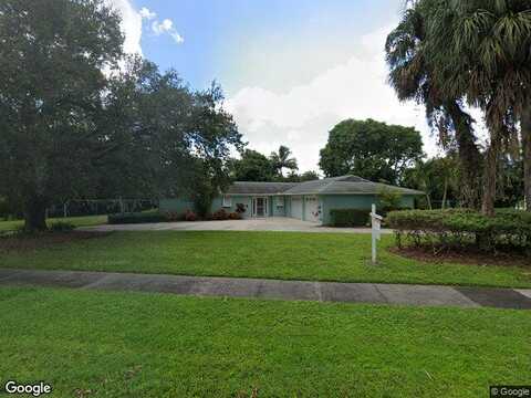 Plumosa, FORT MYERS, FL 33901