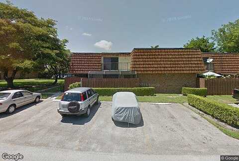 13Th, DAVIE, FL 33325