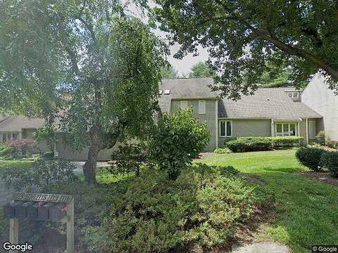 Mews, WEST CHESTER, PA 19382